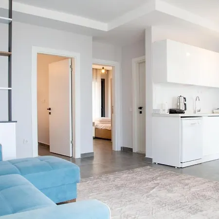 Sea View Flat With Shared Pool 5 Min To Beach Akbük