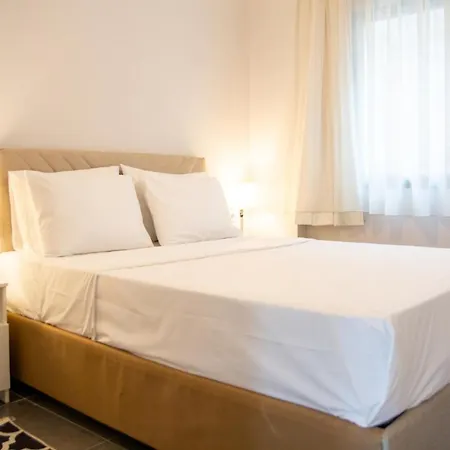 Διαμέρισμα Sea View Flat With Shared Pool 5 Min To Beach