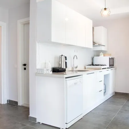 Sea View Flat With Shared Pool 5 Min To Beach Διαμέρισμα *